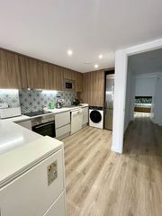 Etagenwohnung in Centre Vila. Piso en venta en centre, 2 dormitorios.