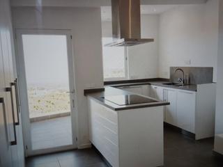 Casa a Estació de França. Casa en el centro lista para entrar a vivir con rehabilitación i