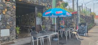 Local Comercial a Calle arrayán 36. Venta de local con traspaso del negocio