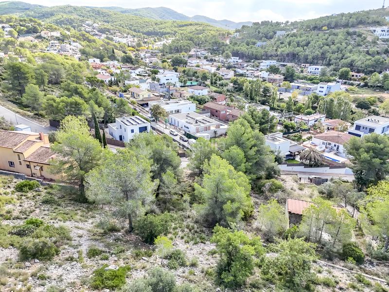 Foto 40dcd020-e37d-4e13-bc6e-0ea440b81914. Terreno residencial terreno en venta en calle sant jordi en Sant Pere de Ribes