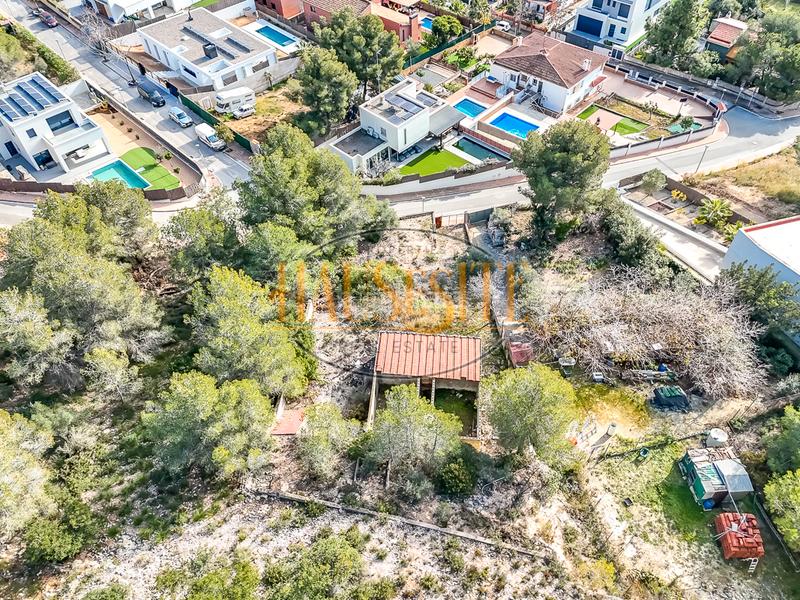 Foto def33d11-7617-444d-b856-465b879dcbf3. Terreno residencial terreno en venta en calle sant jordi en Sant Pere de Ribes
