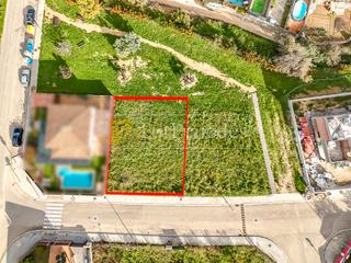 Terreny residencial  Carrer del bosquet. Parcel·la urbana de 402 m2 en venda a sant martí sarroca