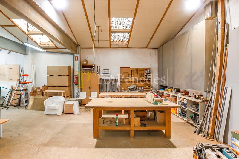 Foto cdd69282-b907-4267-bc7a-feb9e3b657f2. Trapasso locale commerciale in Avinyonet del Penedès