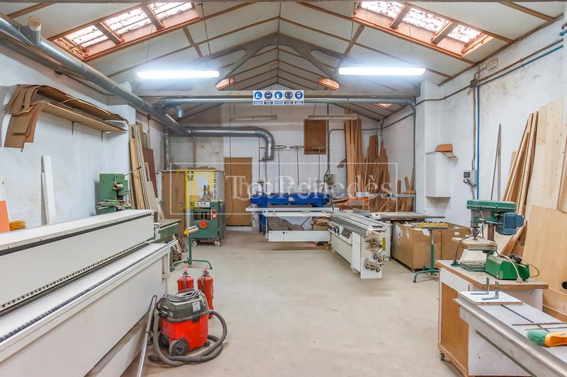 Foto 40119b9c-4271-47e8-a96a-ed090050938c. Traspàs local comercial a Avinyonet del Penedès
