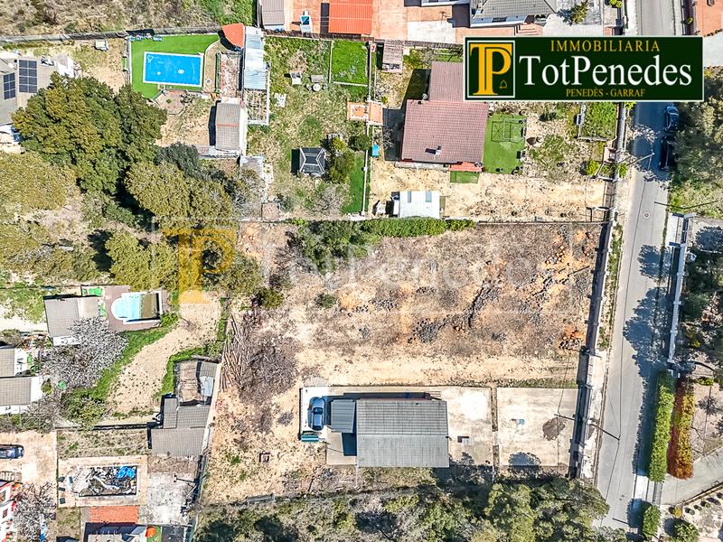 Foto 0a98a89d-a389-4861-a46a-b6ec00fb57a5. Terreno residencial en carrer caimada 685bi parcel·la en venda a mas bermell – en Querol