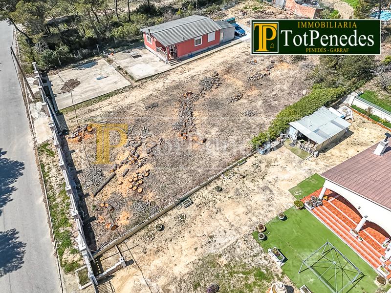 Foto 1bcb9d33-cbb8-426a-afbe-ae5e97db710f. Terreno residencial en carrer caimada 685bi parcel·la en venda a mas bermell – en Querol