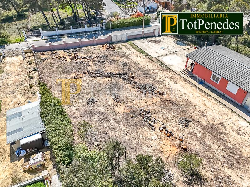 Foto 24861d2f-bbab-4ef0-8ad4-3f5263248fcd. Terreno residencial en carrer caimada 685bi parcel·la en venda a mas bermell – en Querol
