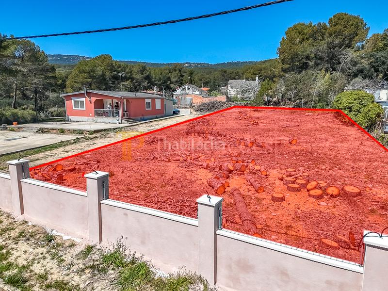 Foto 764ef2b0-63d4-4610-bd04-5545d911e50b. Terreno residencial en carrer caimada 685bi parcel·la en venda a mas bermell – en Querol