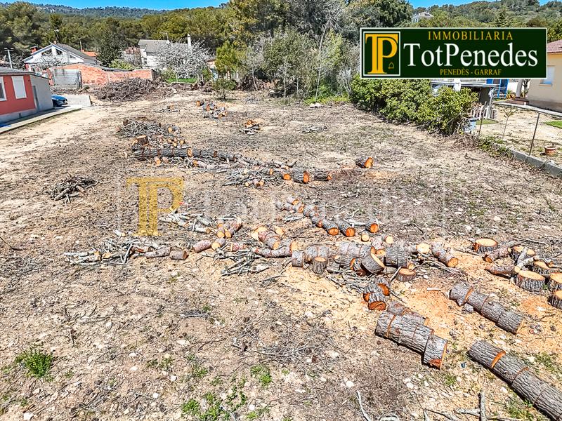 Foto 7952fab9-4b6f-468e-b3a2-5b5cd636135a. Terreno residencial en carrer caimada 685bi parcel·la en venda a mas bermell – en Querol