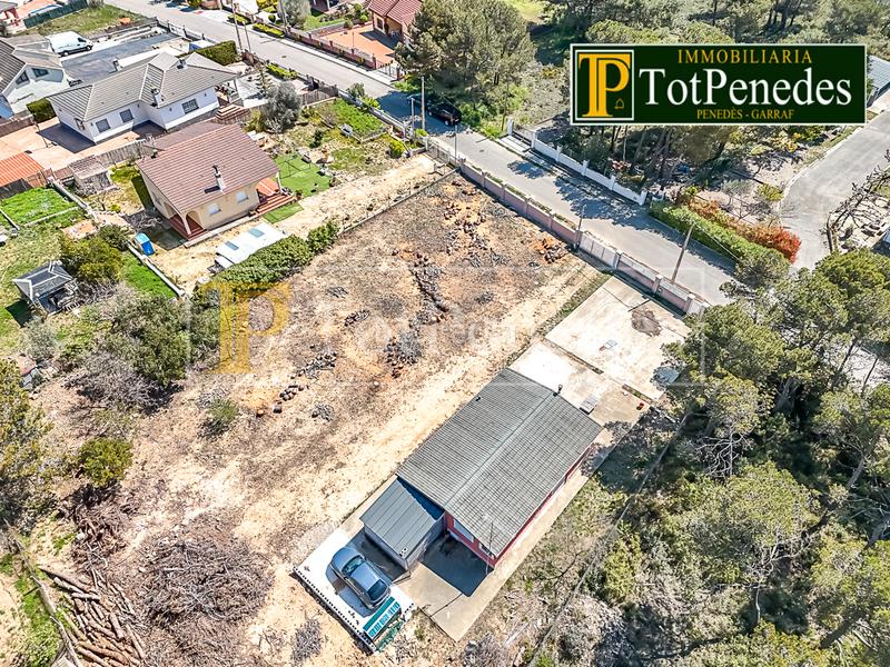 Foto 93b1ac5d-a9d8-4c9a-aaba-8fc2c01b49a2. Terreno residencial en carrer caimada 685bi parcel·la en venda a mas bermell – en Querol