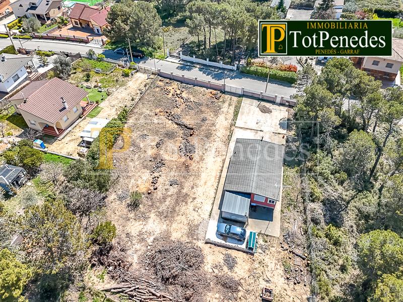 Foto 9725b1a6-75f3-46de-aae8-3a22b04eb70a. Terreno residencial en carrer caimada 685bi parcel·la en venda a mas bermell – en Querol