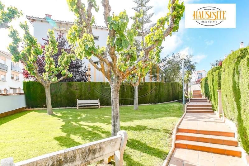 Foto 15ca7c78-5138-4e35-ba4a-b60eb9a94763. Casa adosada  familiar en venta en Centre Sant Pere de Ribes