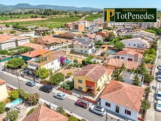 Maison  Carrer tarragona. Casa en venta en sant martí sarroca