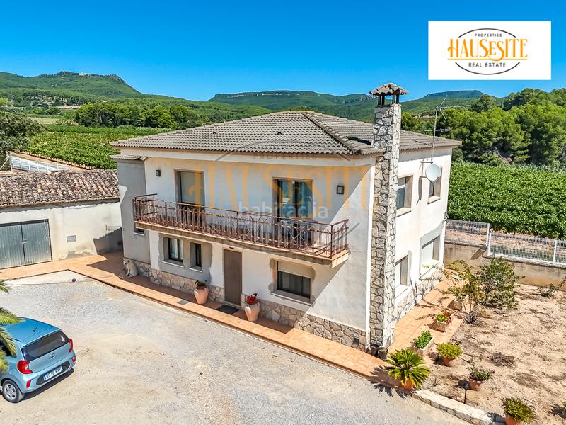 Foto ed2be15c-9e70-43df-9865-ab38e4acc516. Masía en plaça de la vila 1 exclusiva masía rural con potencial turístico y de eventos en el penedès en Torrelles de Foix