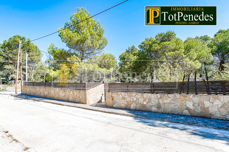 Foto 2156ef61-f74a-453d-bcae-35301f2576a8. Terreny residencial a Querol