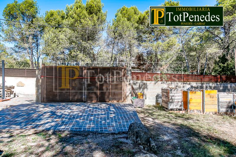 Foto b37a63db-c6db-4fd5-9c3d-db25129bc021. Residential plot in Querol