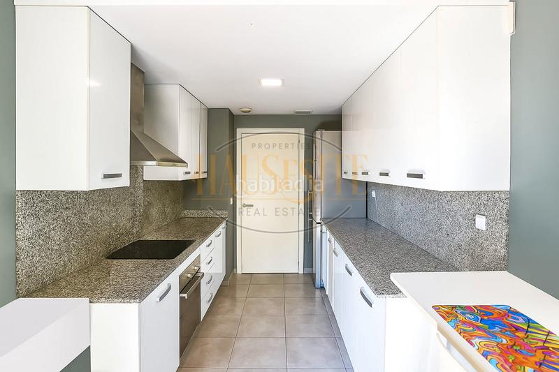 Foto 0abc481b-0ec6-419a-a600-02691a3424ff. Piano terra in carrer de manuel llopis de casades 12 in Sitges