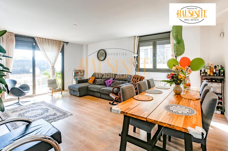 Foto a9b6bbe6-183b-4ab8-8a09-f2b39daa1c1d. Piano terra in carrer de manuel llopis de casades 12 in Sitges