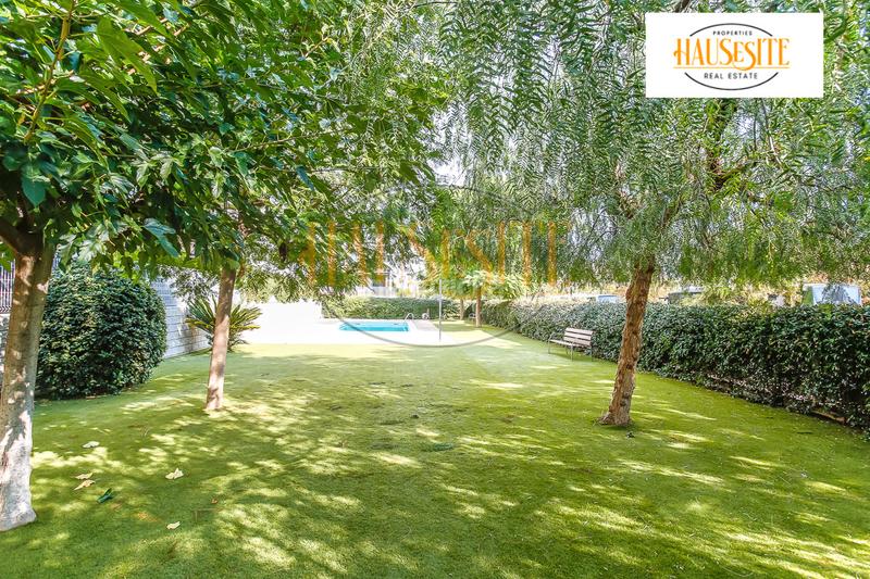 Foto e36d1605-86cf-4cc7-b45c-3b2fd5a86e68. Piano terra in carrer de manuel llopis de casades 12 in Sitges