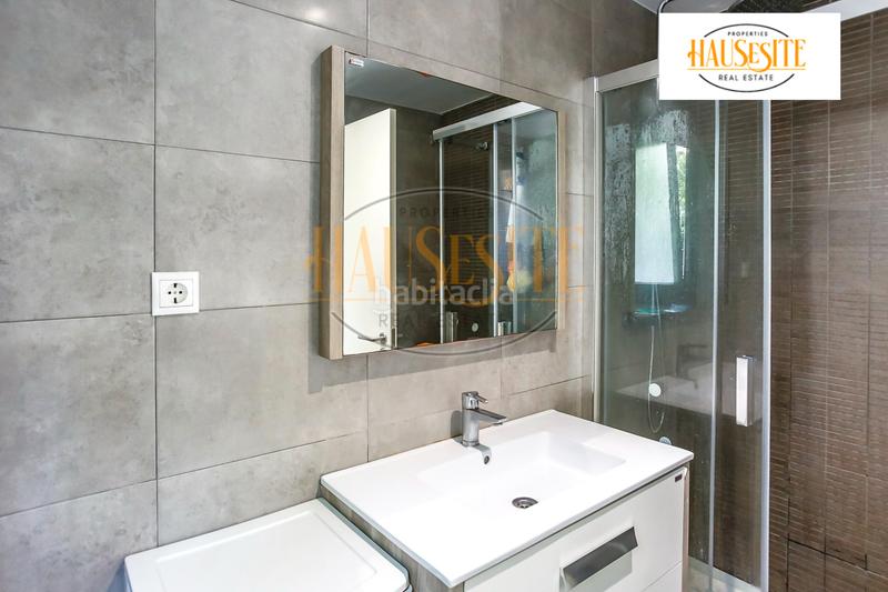 Foto f4d3bcd7-0d95-452d-bc1e-6be1ad96842b. Piano terra in carrer de manuel llopis de casades 12 in Sitges