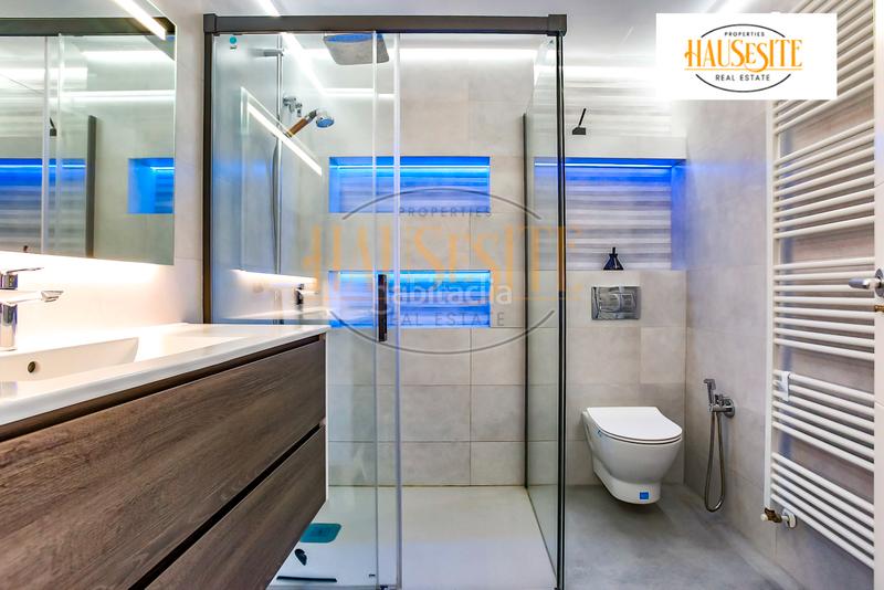 Foto 4c1d6f15-792b-41f8-865c-1e162f3b737f. Casa adossada amb calefacció aparcament piscina a Sant Pere de Ribes