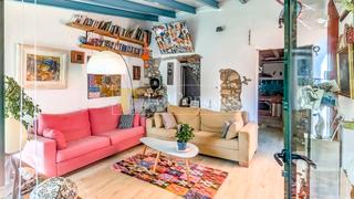 Maison  Carrer nou. Casa d’artista amb encant en venda