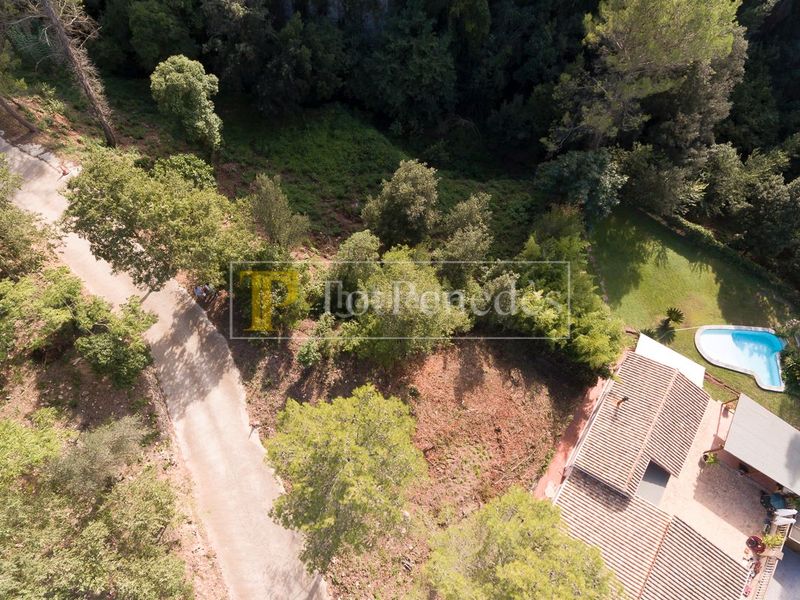 Foto 769458a2-e1da-4479-a916-340215ba022b. Terreny residencial a Gelida