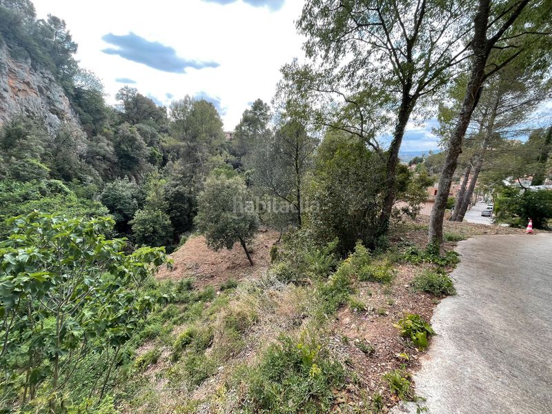 Foto b98992a9-2edc-4a4c-a3a4-e7e6281dc8ea. Terreny residencial a Gelida