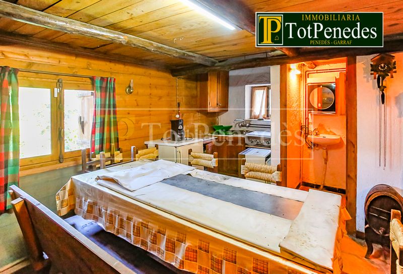 Foto 943632ea-c316-4ede-aa50-a6265deb371d. Casa a Mediona