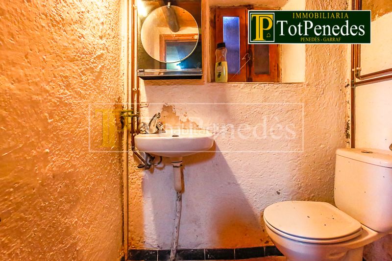 Foto a0fc3e66-b03b-48cf-97ce-fb2e7138fc8c. Casa a Mediona