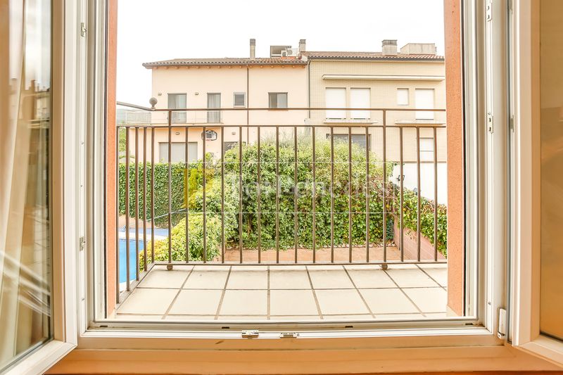 Foto a76e8378-4669-4b87-b010-590c764455a2. Casa adossada amb calefacció aparcament a Avinyonet del Penedès