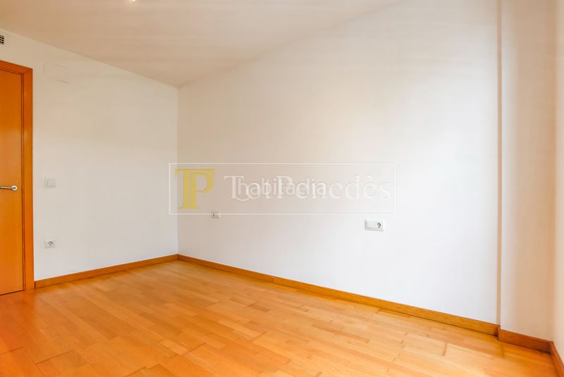 Foto bea8942c-7bd8-49b2-bbf7-6c23a1f377d1. Casa adossada amb calefacció aparcament a Avinyonet del Penedès