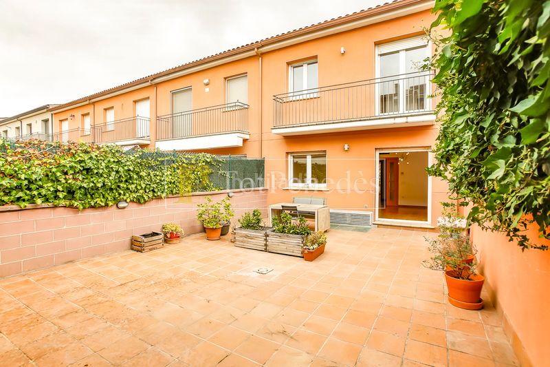 Foto c12868cc-1ca5-448b-bb1b-87da1bfb65fa. Casa adossada amb calefacció aparcament a Avinyonet del Penedès