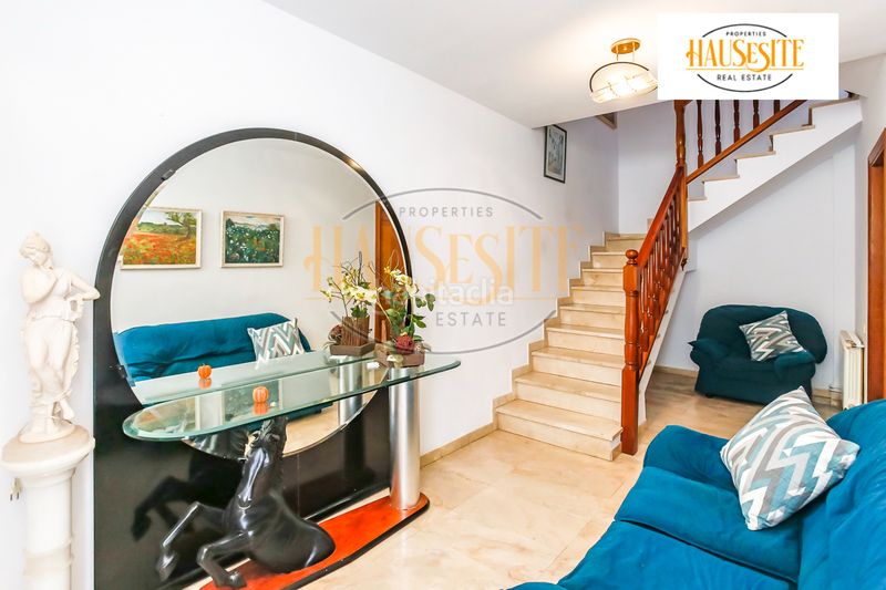 Foto 38b3d757-3954-4b88-8d97-5aed34a1cffe. Casa amb xemeneia calefacció aparcament a Molí de Vent Vilanova i la Geltrú