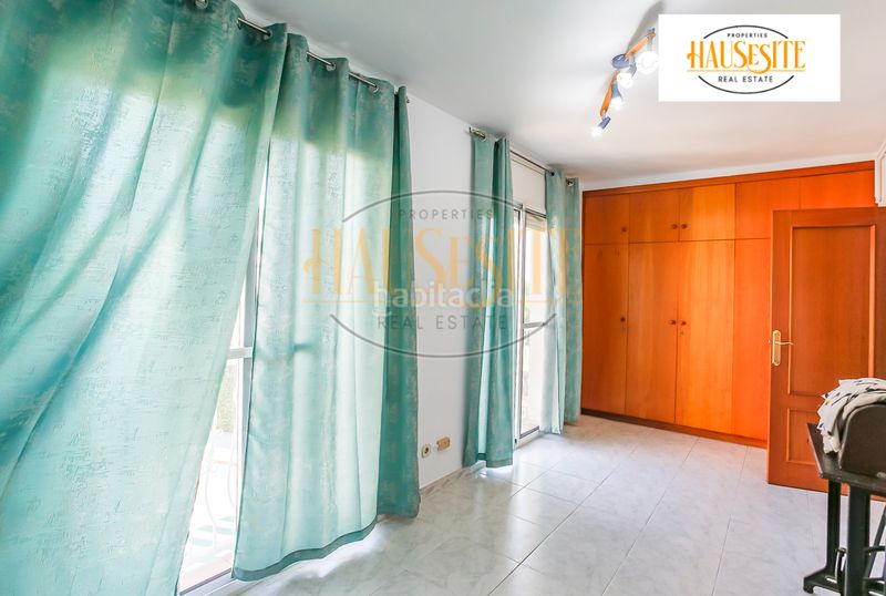 Foto d6da853c-ab76-40f3-9728-2b9618521106. Casa amb xemeneia calefacció aparcament a Molí de Vent Vilanova i la Geltrú