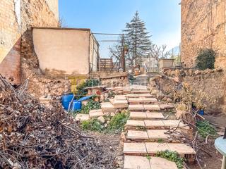 Terreny residencial a Carrer de baix 5. Parcela urbana en el centro de sant quintí de mediona de 280 m²