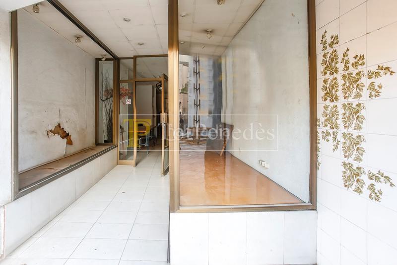 Foto 4a67ae1a-003a-40b7-b81c-10951763bd17. Rent business premise in plaça de puigmoltó 5 in Centre Vila Vilafranca del Penedès