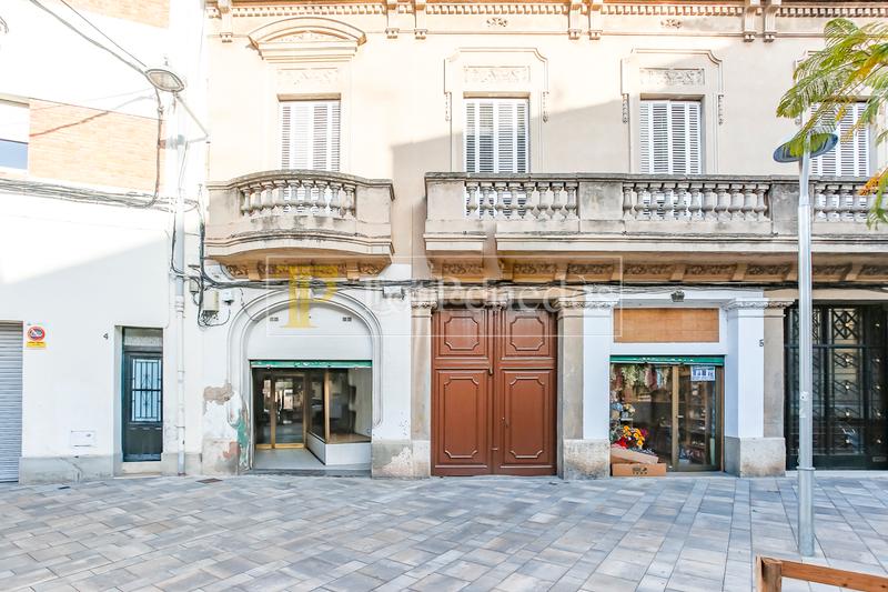 Foto aedd446c-eb14-4658-9727-2b87a0dc6e53. Rent business premise in plaça de puigmoltó 5 in Centre Vila Vilafranca del Penedès