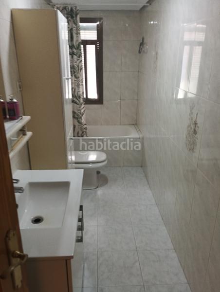Foto 4302ba12-aa9d-4459-bd9c-f47d331c30ba. Appartamento in calle de víctor manuel iii 4 in Opañel Madrid