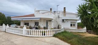 Xalet a Aldover. Chalet en venta en els reguers, 4 dormitorios.
