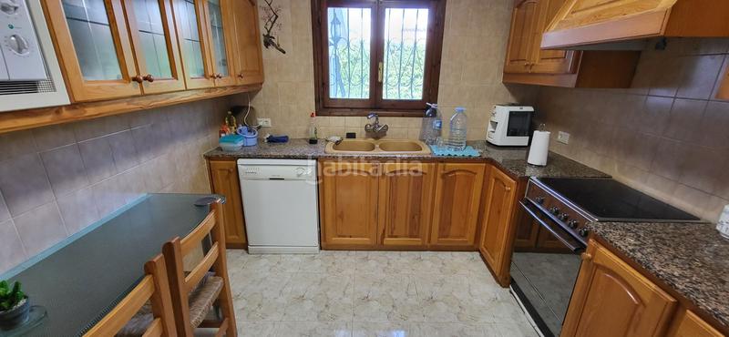 Foto 934d33c8-640b-4293-a3ab-bec7d613ca19. Xalet amb aparcament a Ampolla (L´)