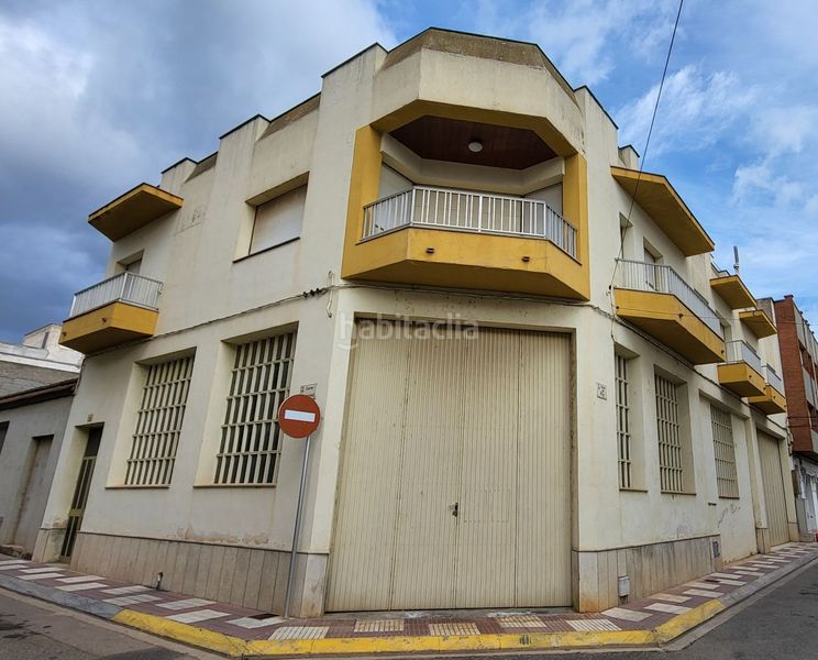 Foto 860d52f0-ac33-453c-8f70-3a3a33fd6b1e. Casa amb calefacció aparcament a Aldea (L´)