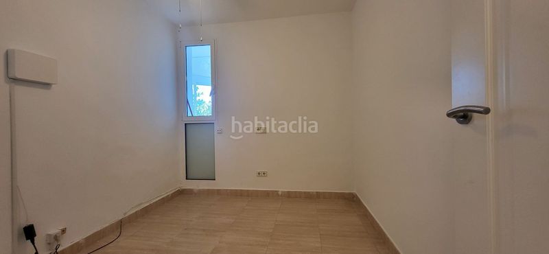 Foto a04e5922-7c01-46cc-915a-c840679e23e7. Xalet amb calefacció aparcament piscina a Urbanitzacions Tortosa