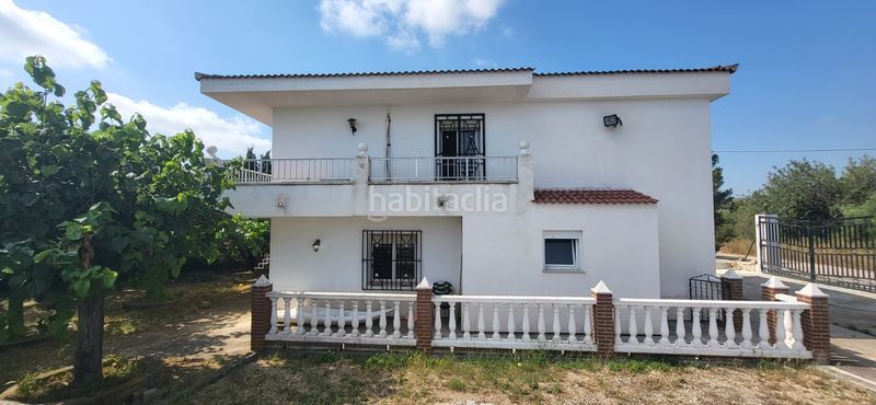 Foto 7a816b1d-f969-4b0a-972d-b5db16a879bd. Xalet amb aparcament piscina a Roquetes