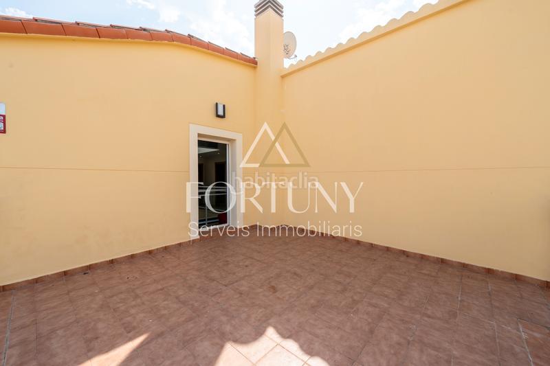 Foto 652a3e62-cf17-4943-811d-8d28c1a26e4e. Casa a carrer mas d'en víctor 2 a Quatre Camins Cambrils