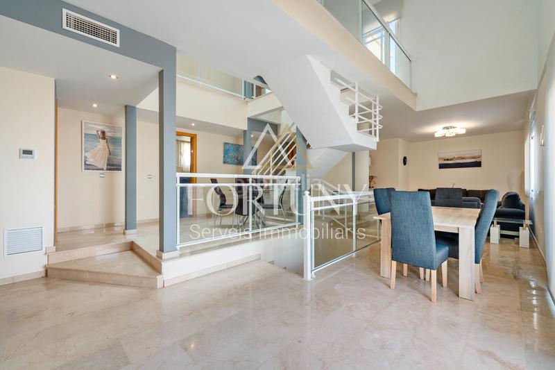 Foto 71a5f44e-ebe0-42fd-b18f-fab23058d04b. Casa a carrer mas d'en víctor 2 a Quatre Camins Cambrils