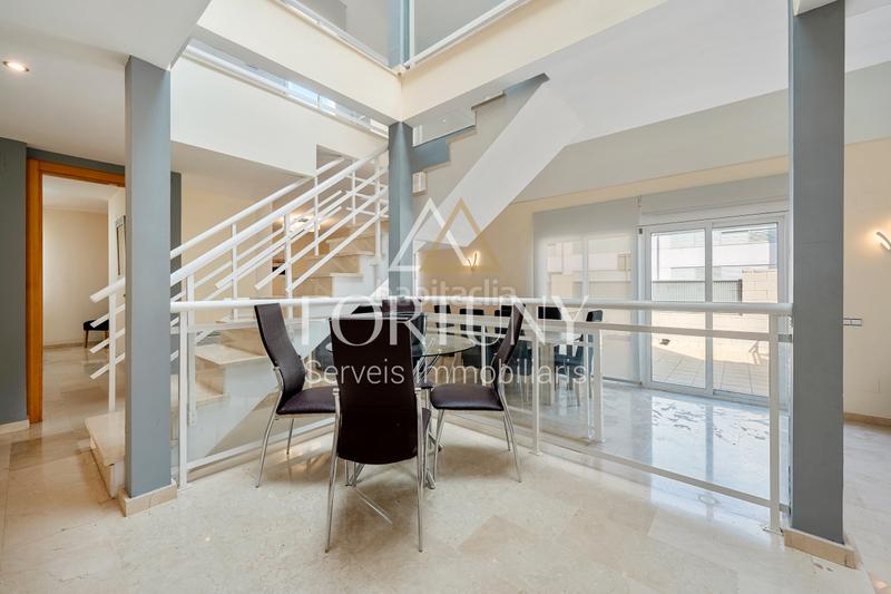 Foto f6b337f6-2fe1-4c22-a688-502f42594c0e. Casa a carrer mas d'en víctor 2 a Quatre Camins Cambrils