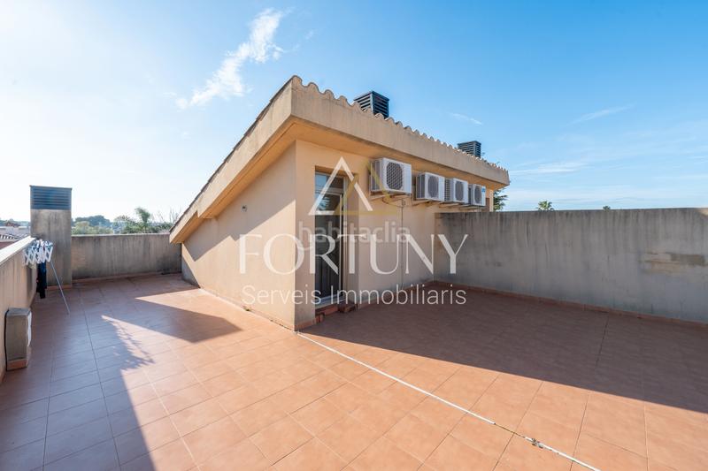 Foto c101a56a-d1f2-4697-9c2f-3c3ab76b1485. Casa aparellada amb calefacció aparcament a Els Ametllers Cambrils