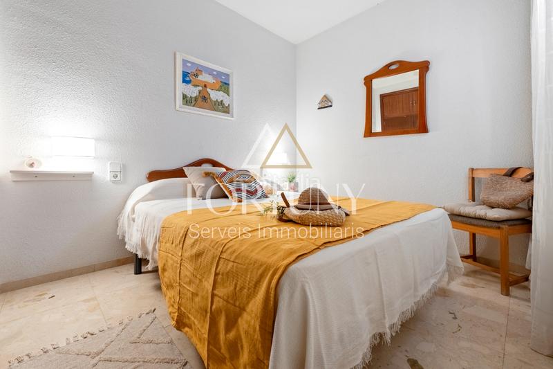 Foto 24abd9c4-30ba-484b-b376-1acb8b5b8153. Xalet amb xemeneia calefacció aparcament piscina a Cambrils