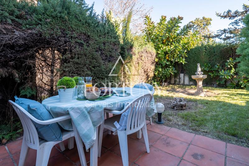 Foto 24b756cd-f07e-41db-8eaa-b33b5d1e7ed6. Xalet amb xemeneia calefacció aparcament piscina a Cambrils